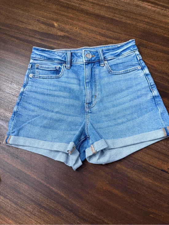 American Eagle Outfitters Pants - American Eagle Outfitters Light Wash Denim Roll Cuff Shorts